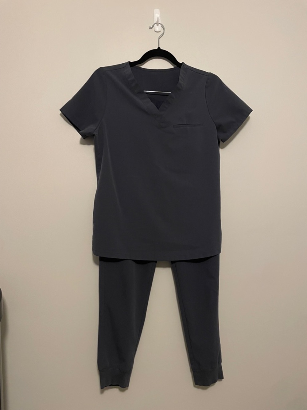 Mandala Scrubs Women's Two-Piece Jogger Scrub Set - Pewter